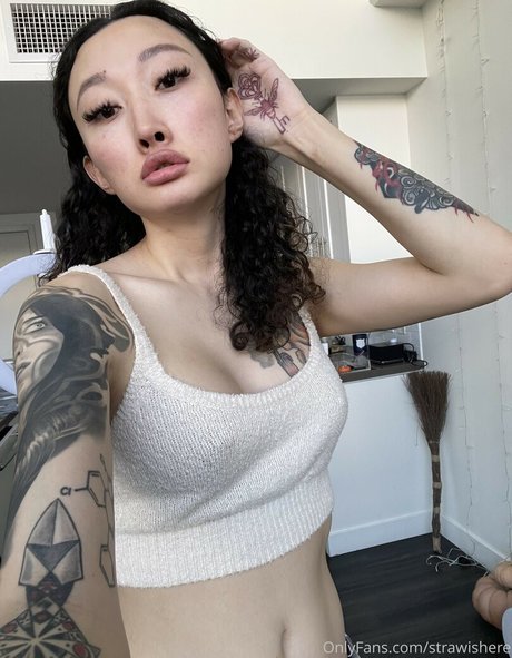 Nacktes geleaktes OnlyFans-Foto von Billie Beaumont