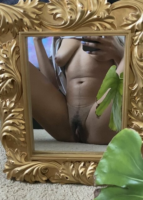 Nacktes geleaktes OnlyFans-Foto von Holymacre