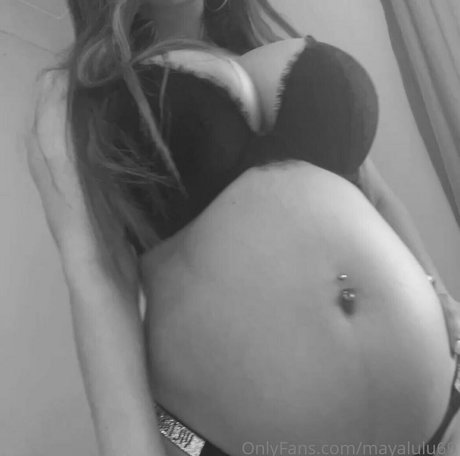 Nacktes geleaktes OnlyFans-Foto von Mayalulu69