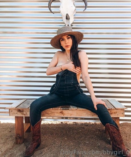 Nacktes geleaktes OnlyFans-Foto von Bbygirld
