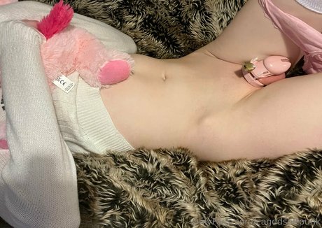 Nacktes geleaktes OnlyFans-Foto von Cagedsoftpunk