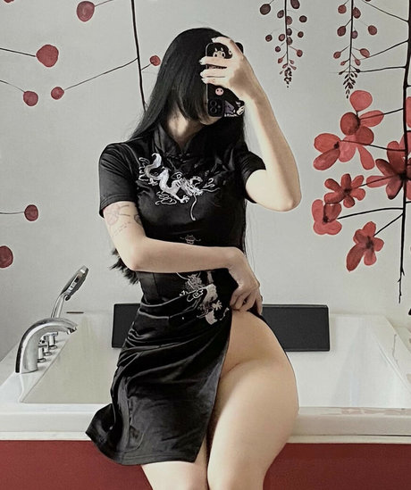 Nacktes geleaktes OnlyFans-Foto von Sorrylylyy
