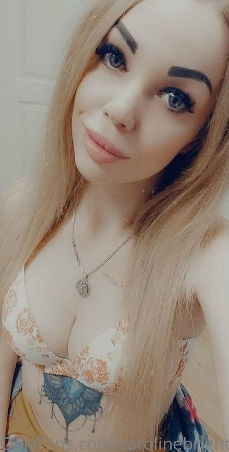 Nacktes geleaktes OnlyFans-Foto von Carolinebright