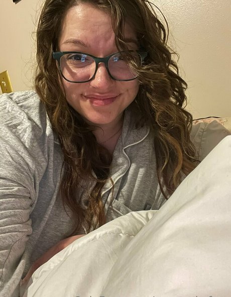 Nacktes geleaktes OnlyFans-Foto von Cupquakefree