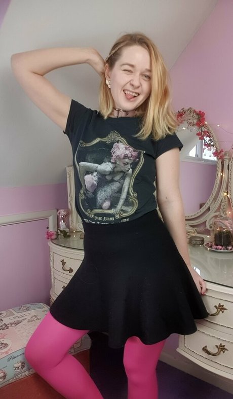 Nacktes geleaktes OnlyFans-Foto von Faeriewillow