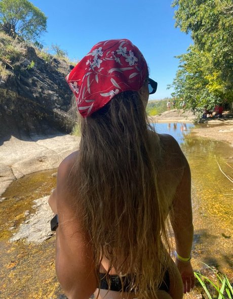 Nacktes geleaktes OnlyFans-Foto von Lolaaaai