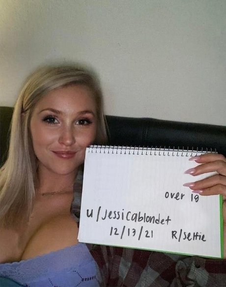 Nacktes geleaktes OnlyFans-Foto von Jessica Blondet