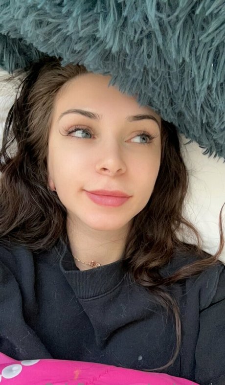 Nacktes geleaktes OnlyFans-Foto von Rachelrain