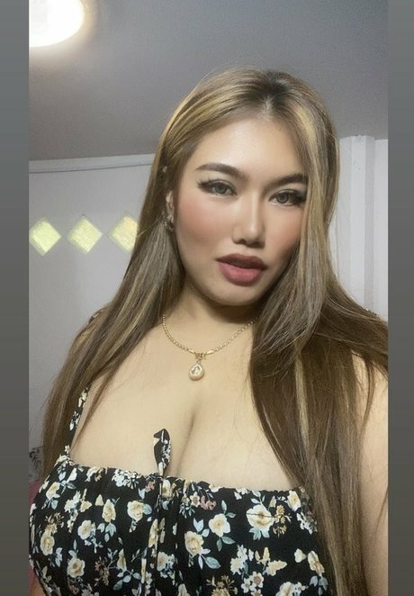 Nacktes geleaktes OnlyFans-Foto von Thanaporn