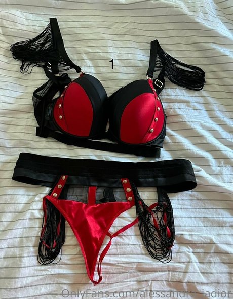Nacktes geleaktes OnlyFans-Foto von Alessandrajadior