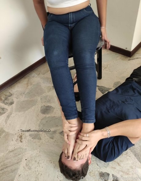 Nacktes geleaktes OnlyFans-Foto von Footmodelsco