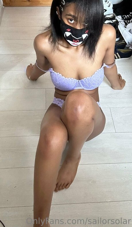 Nacktes geleaktes OnlyFans-Foto von Sailorsolar