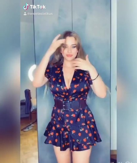 Nacktes geleaktes OnlyFans-Foto von Anastasia Ticus