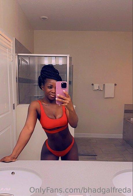 Nacktes geleaktes OnlyFans-Foto von Bhadgalfreda