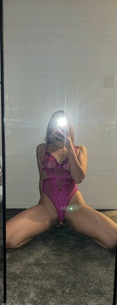 Nacktes geleaktes OnlyFans-Foto von Oliviaaivilo