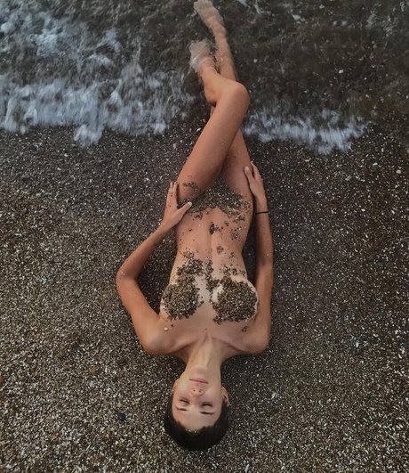 Nacktes geleaktes OnlyFans-Foto von Tanechkamelon