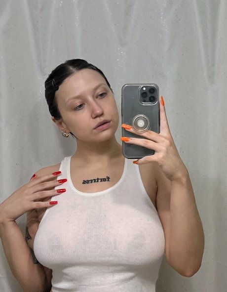 Nacktes geleaktes OnlyFans-Foto von Yyentaa