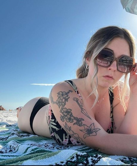 Nacktes geleaktes OnlyFans-Foto von Cherrycgames