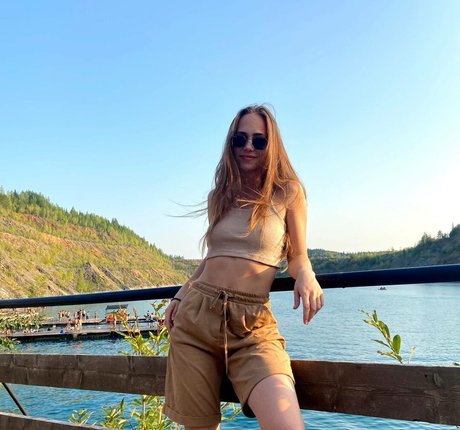 Alenashuvaeva