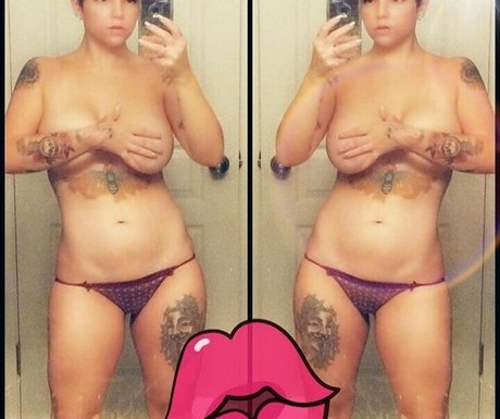 Nacktes geleaktes OnlyFans-Foto von Midnightfox328