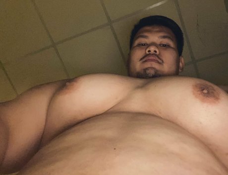 Nacktes geleaktes OnlyFans-Foto von Theearthkit