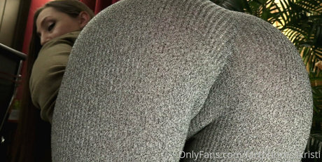 Nacktes geleaktes OnlyFans-Foto von Fartprincesskristi
