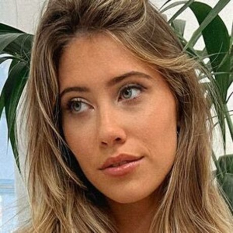 Nacktes geleaktes OnlyFans-Foto von Nikki Murciano