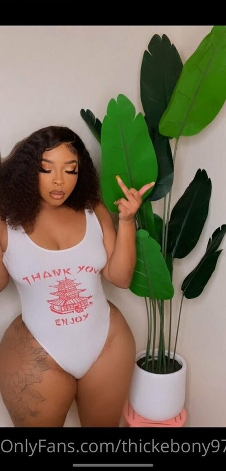 Nacktes geleaktes OnlyFans-Foto von Thickebony97