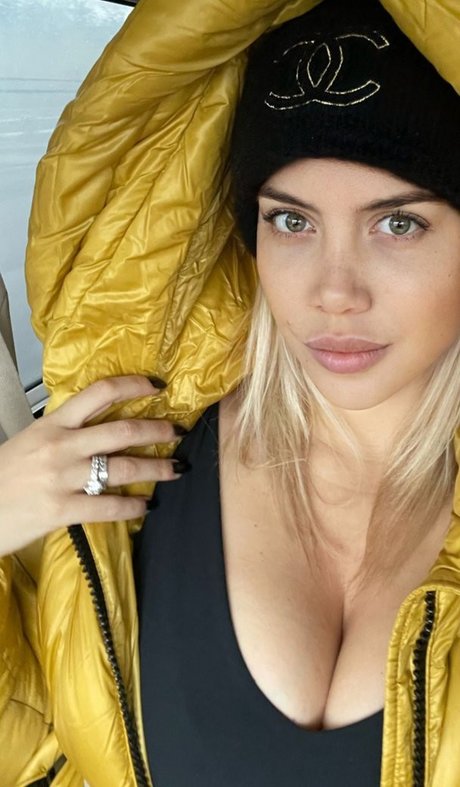 Nacktes geleaktes OnlyFans-Foto von Wanda Nara