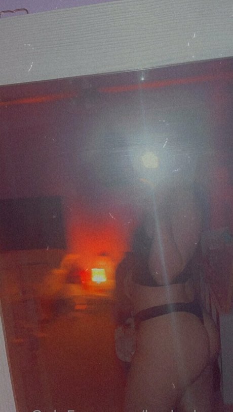 Nacktes geleaktes OnlyFans-Foto von Harleybugs