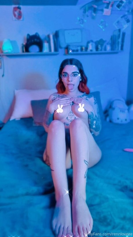 Nacktes geleaktes OnlyFans-Foto von Rennloveee