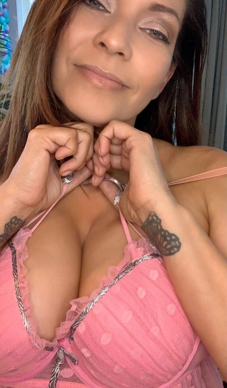 Shelly Martinez