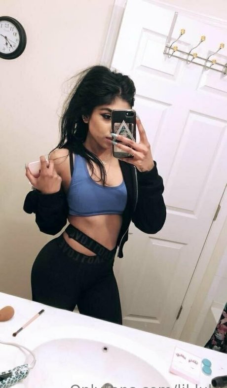 Nacktes geleaktes OnlyFans-Foto von Luluchicago