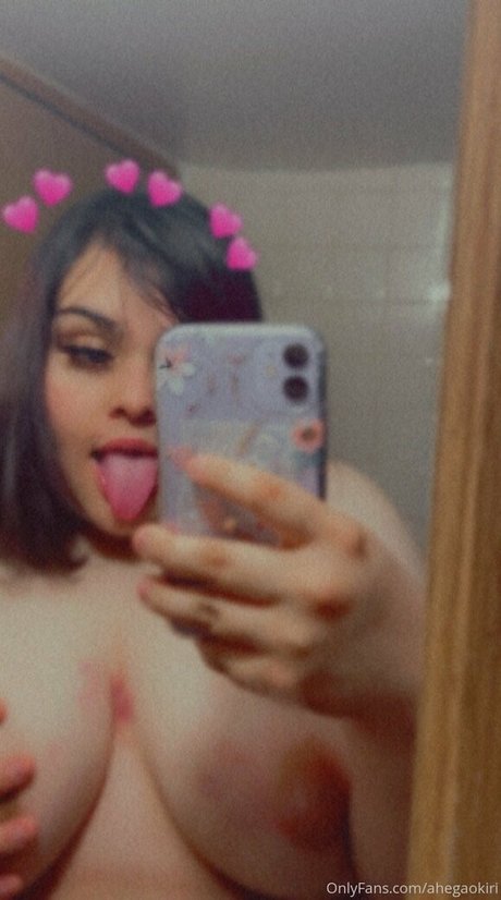 Nacktes geleaktes OnlyFans-Foto von Ahegaokiri