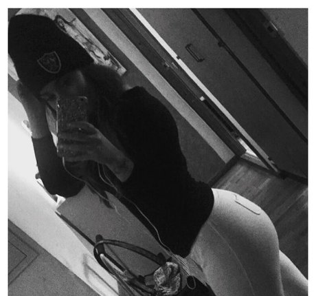Nacktes geleaktes OnlyFans-Foto von Katrina Maria