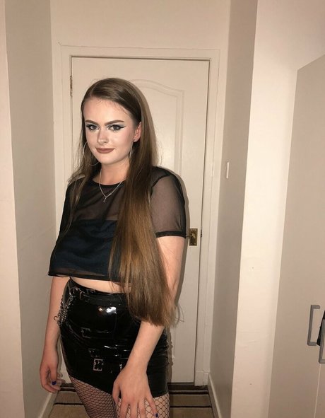 Nacktes geleaktes OnlyFans-Foto von Bex Mcfadden
