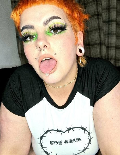 Nacktes geleaktes OnlyFans-Foto von Littlem0th