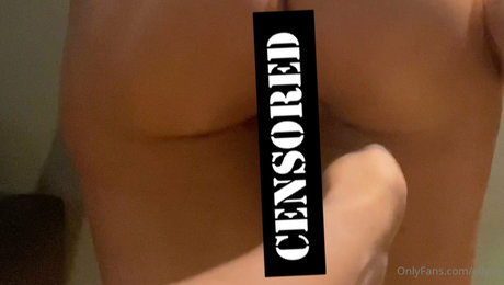 Nacktes geleaktes OnlyFans-Foto von Ellyxo