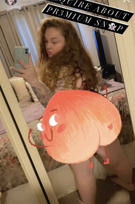 Nacktes geleaktes OnlyFans-Foto von Allisonbeenmobn