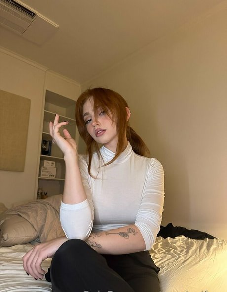 Nacktes geleaktes OnlyFans-Foto von Renatarifree