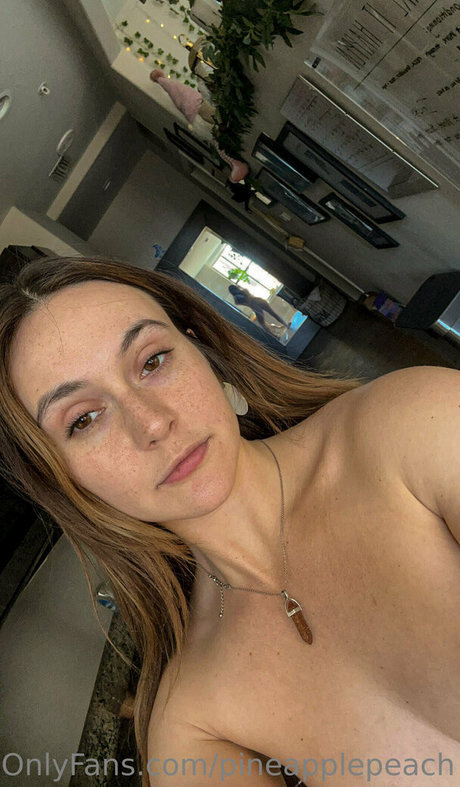 Pineapplepeach