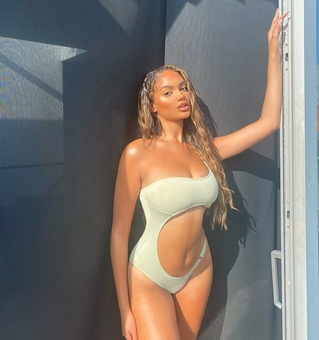 Nacktes geleaktes OnlyFans-Foto von Carina Griff