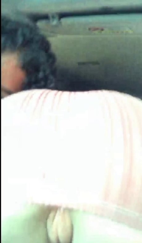 Nacktes geleaktes OnlyFans-Foto von Raissa Raissayasz