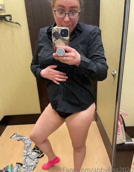 Abbykiss2020