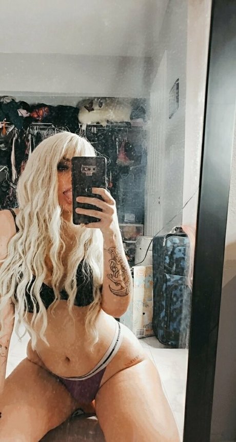 Nacktes geleaktes OnlyFans-Foto von Goldieee