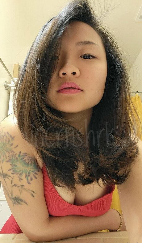 Nacktes geleaktes OnlyFans-Foto von Uncrnshrk