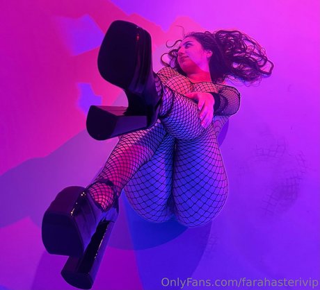 Nacktes geleaktes OnlyFans-Foto von Farahasterivip