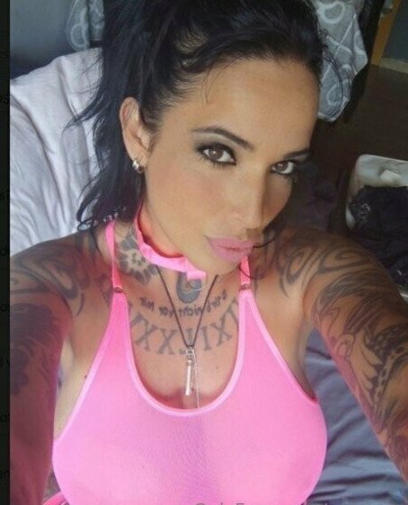 Nacktes geleaktes OnlyFans-Foto von Sandrag