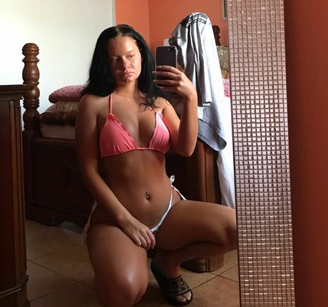 Nacktes geleaktes OnlyFans-Foto von Kymber Sauerwine