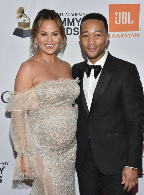 Nacktes geleaktes OnlyFans-Foto von Chrissy Teigen